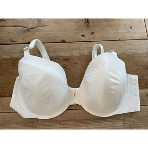 Victoria's Secret Pure White 30B Love Cloud Smooth Lightly Lined Demi Bra